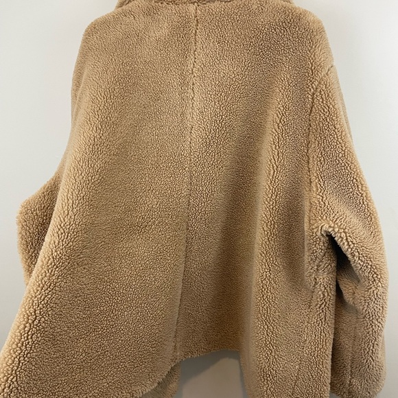 ‘A’ (MTL 1980) tan teddy coat 4x - Picture 10 of 10